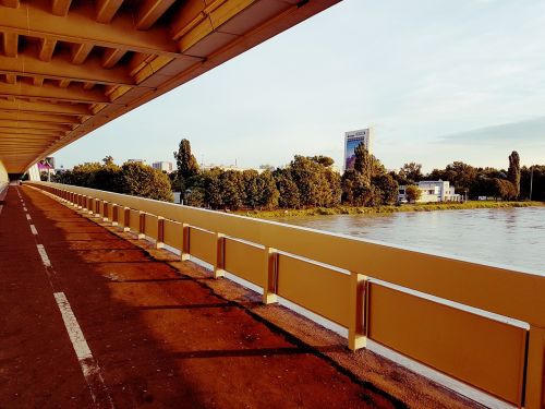 bratislava bridge bike lane