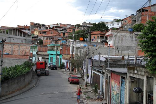 brazil carapicuíba favela