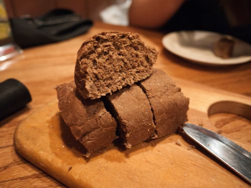 bread knife brown