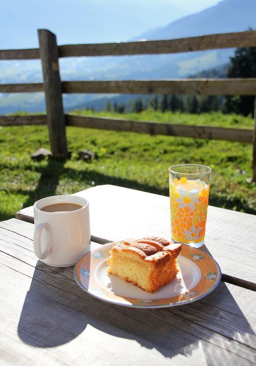 breakfast mountains alpine