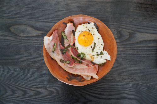 breakfast eggs bacon