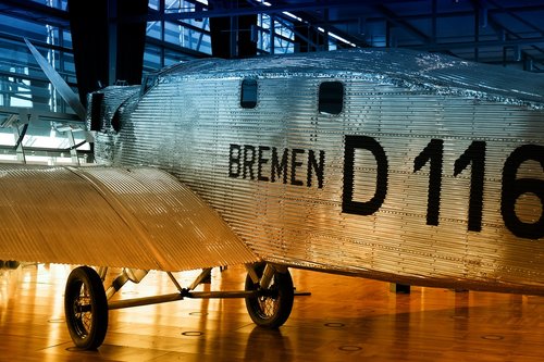 bremen  junkers  w 33