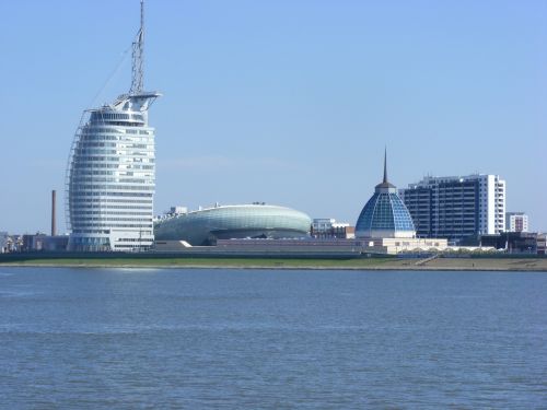 bremerhaven coast city