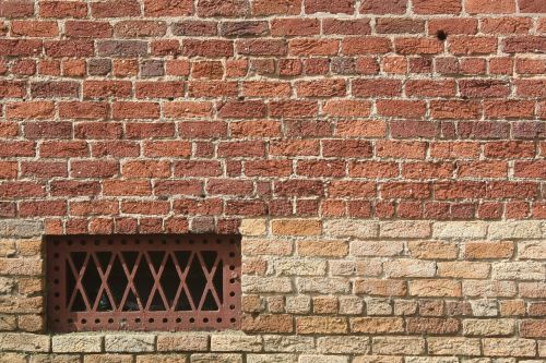 brick background grate