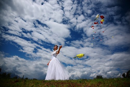 bridal  wedding dress  flower