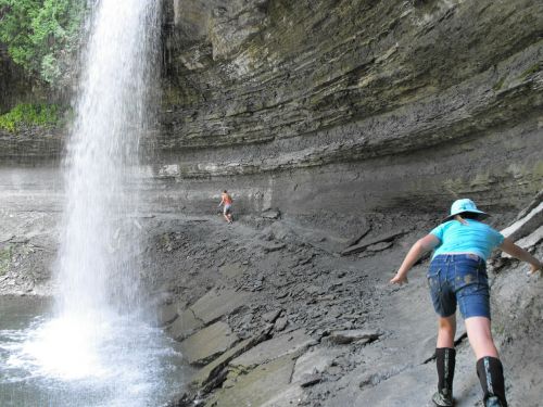 bridal veil falls waterfall adventure