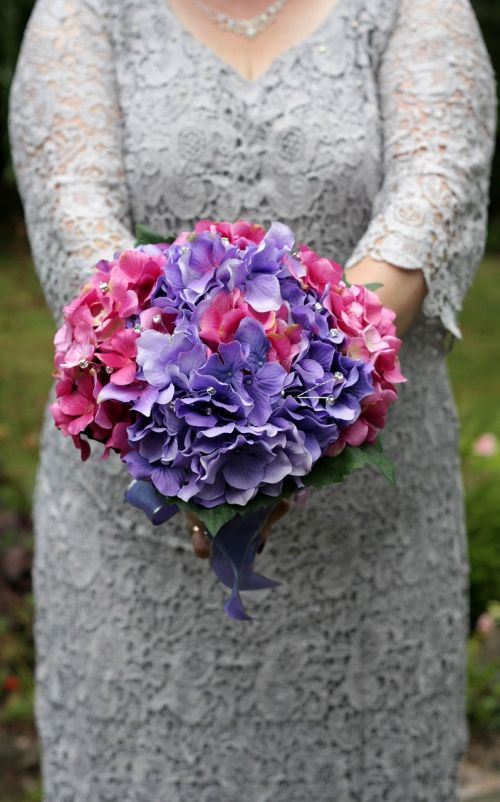 bride bouquet wedding
