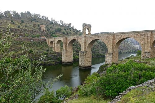 bridge alcantara roman