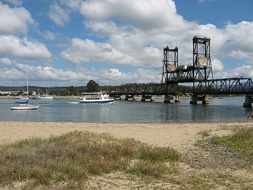 bridge river boats