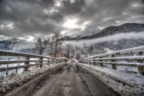 bridge hdr horror