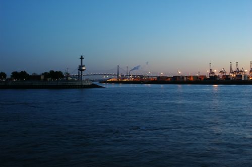 bridge elbe hamburg