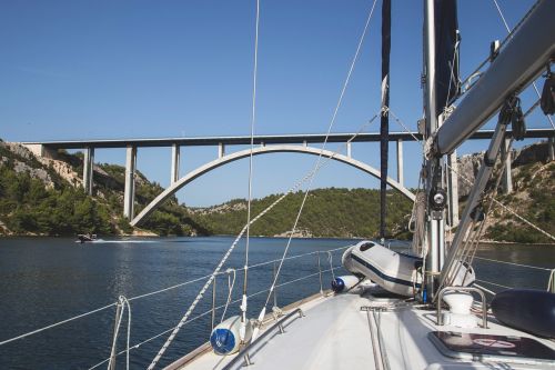 bridge boat sailing