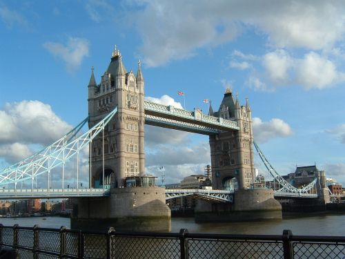 bridge london uk