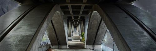 bridge feet symmetry bridge