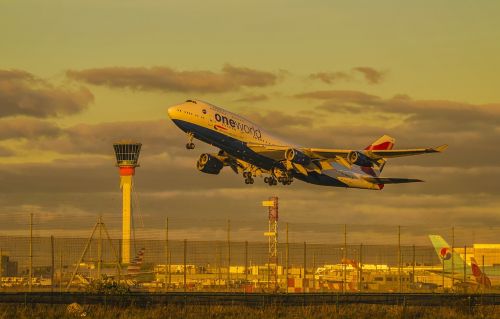 british airline airplane