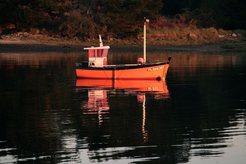 brittany sunrise boat