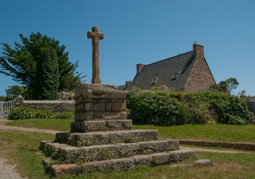 brittany brehat island calvary