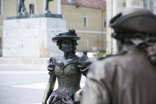 bronze statues alba iulia figure