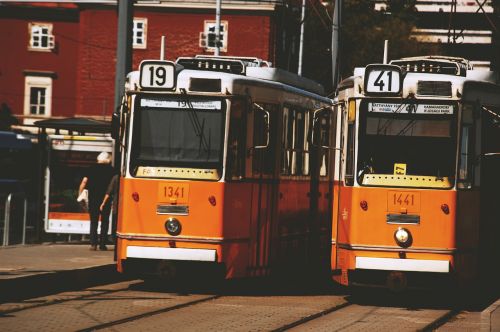 budapest tram bridge