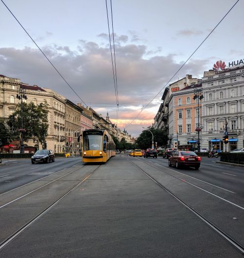budapest boulevard tram