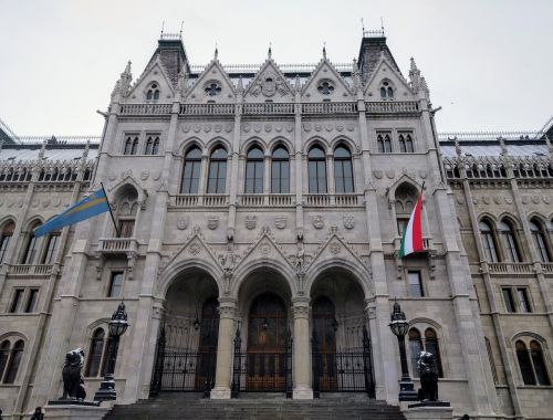 budapest parliament facade