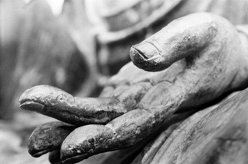 buddha hand statue