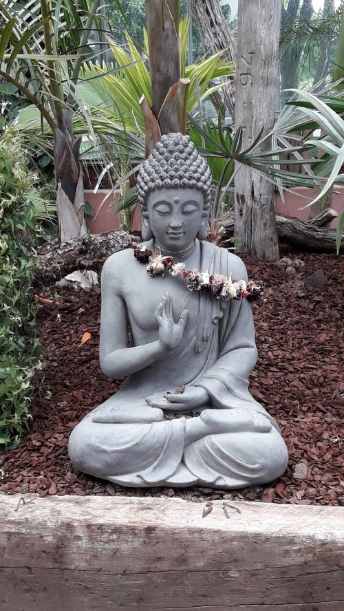 buddha garden figure