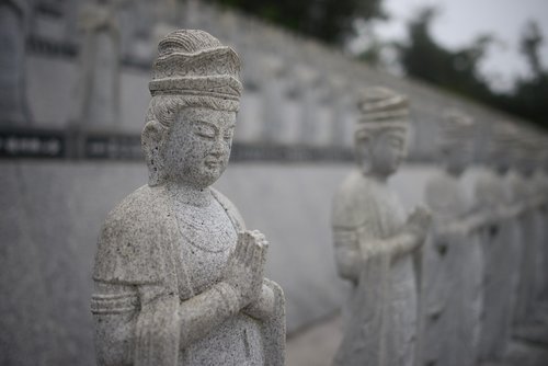 buddha  statue  zen