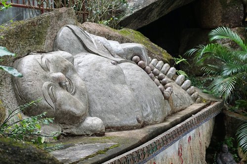 buddha  sculpture  figure