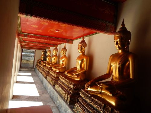 buddha shrine bangkok