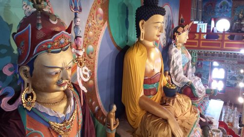buddhism temple gods