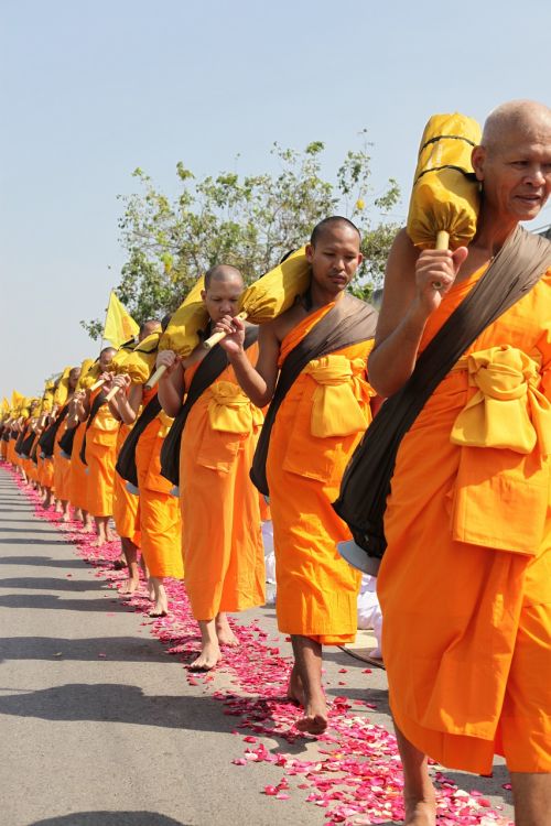 buddhists monks buddhism