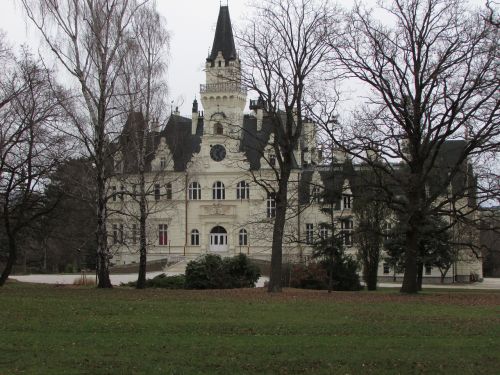 budmerice slovakia castle