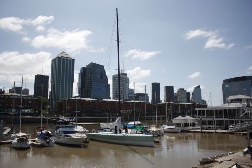 buenos aires puerto madero argentina