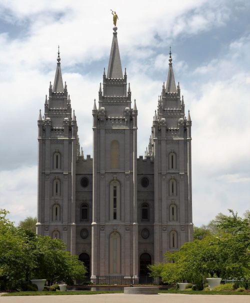 building church mormons