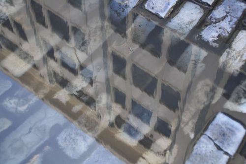 building reflection structure