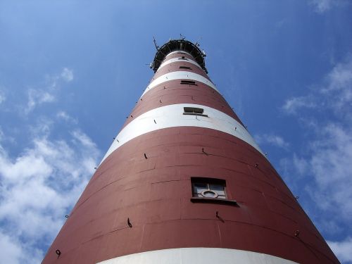building lighthouse safely