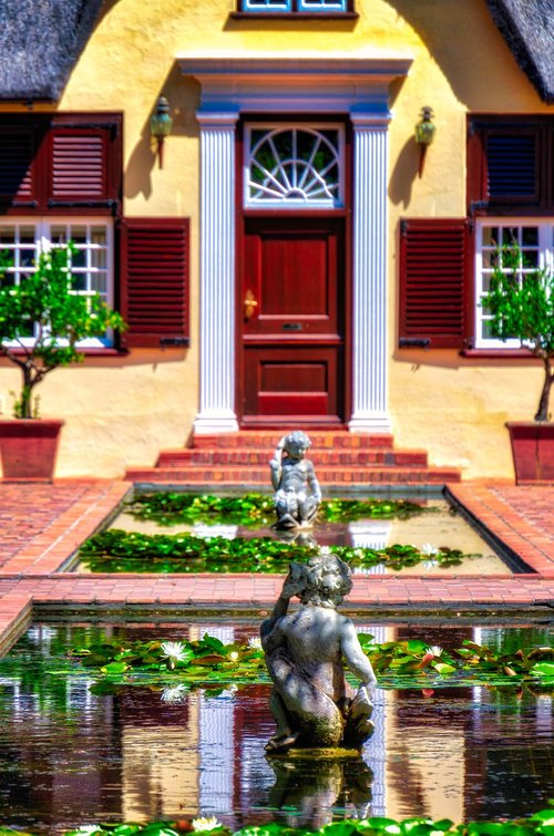 building  reflection  ponds