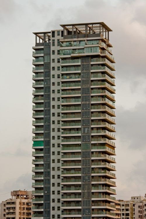 building tall hotel