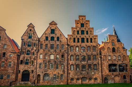 building  lübeck  houses