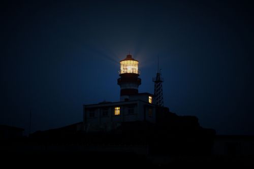 building lighthouse coast