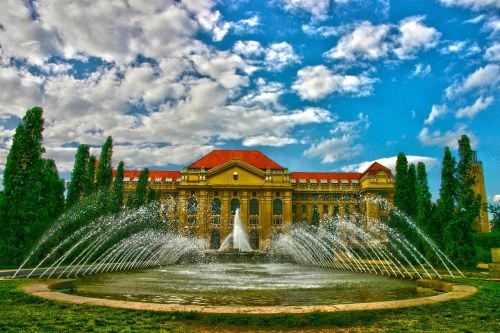 building architecture fountain