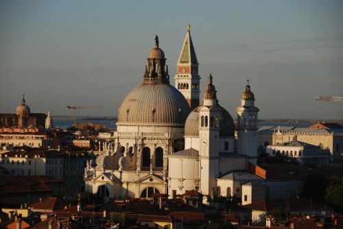 buildings city italy