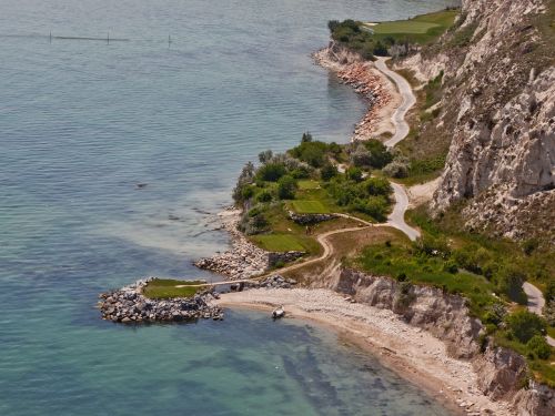 bulgaria golf thracian cliffs
