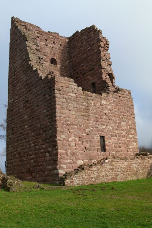 burgruine france stone