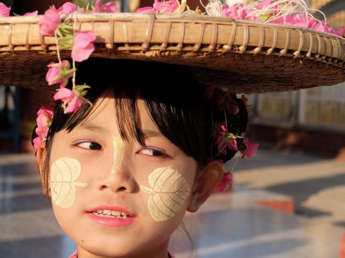 burma girl buddhism