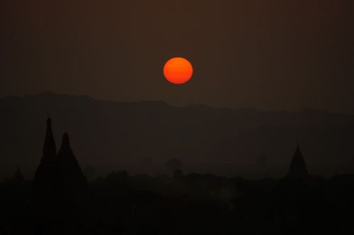 burma sunset red