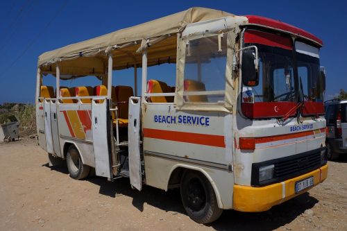 bus beach service