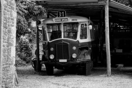 bus old oldtimer