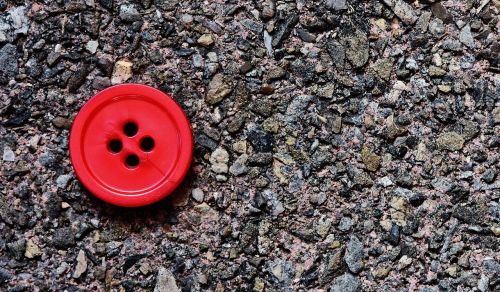buttons 4 holes red
